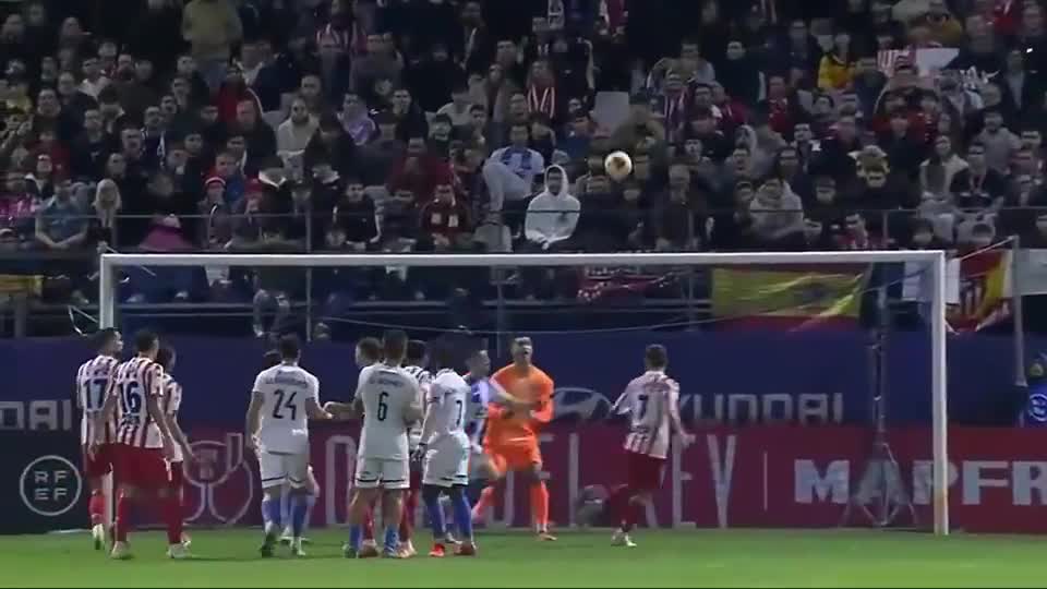 电竞与传统体育融合推动多元竞技赛事