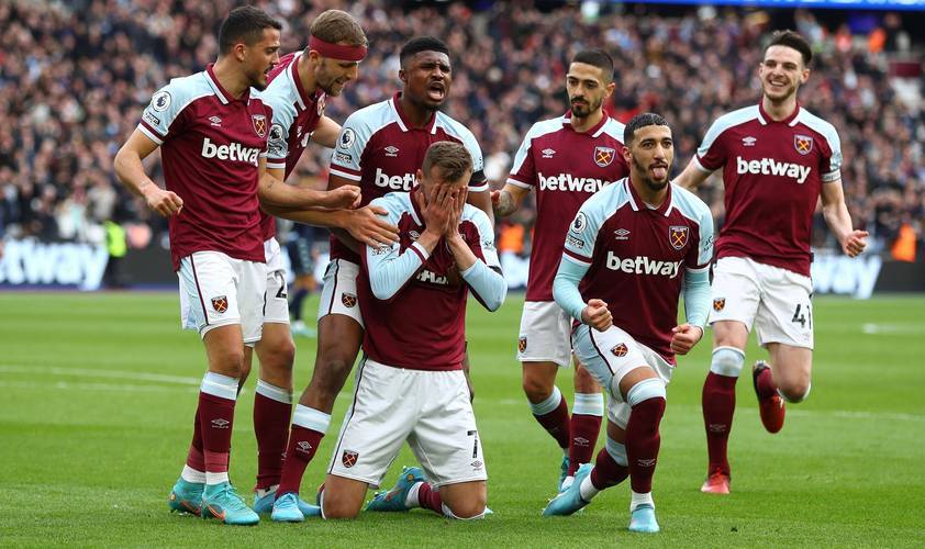 曼城VS热刺：落魄豪门对决 瓜帅最强首发曝光 福登取代丁丁领衔进攻