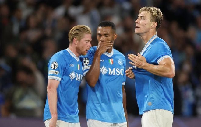 大谷翔平在 2024 年 WBC 纪录片首映礼上表示，他最感谢的人是他的父亲